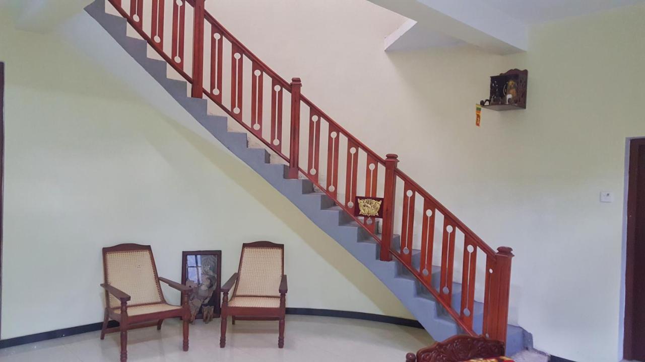 Villa Happy Home Bentota Buitenkant foto